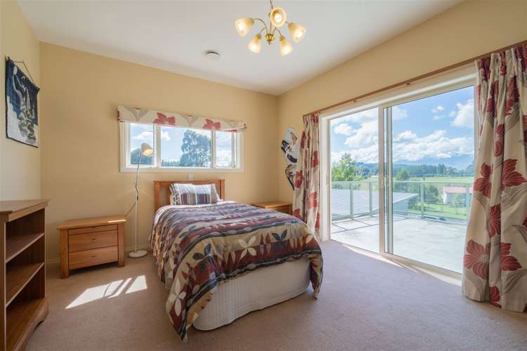 25 Muriwai Drive Manapouri_13