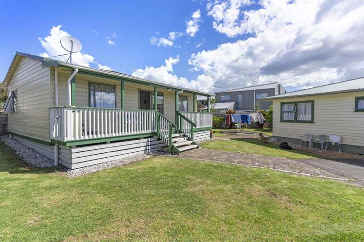 21 Tranent Road Mangere_16