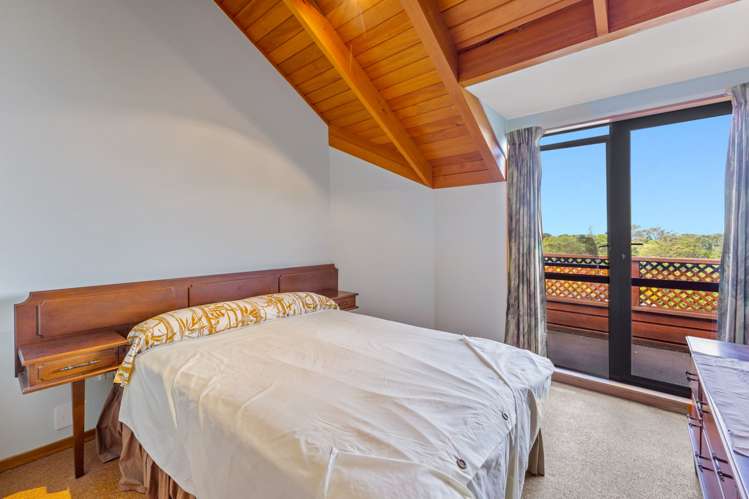 1/62 Beach Road Castor Bay_17