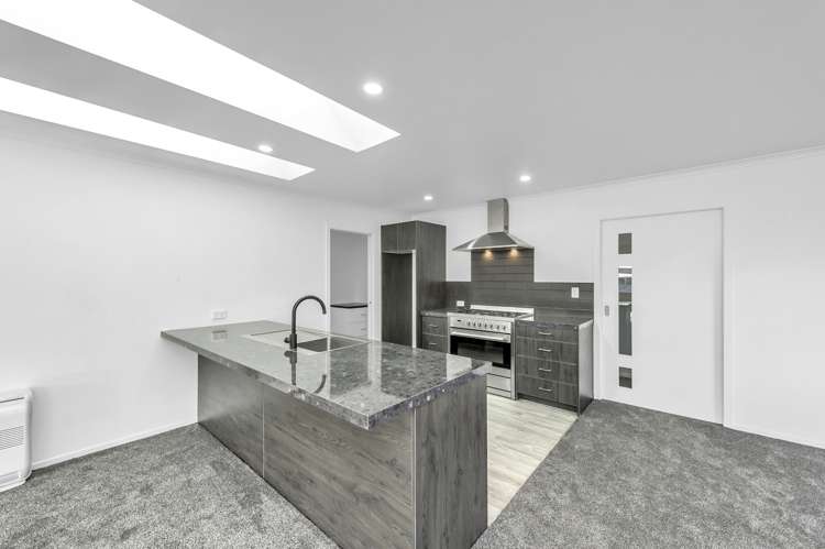 66 North Terrace Darfield_5