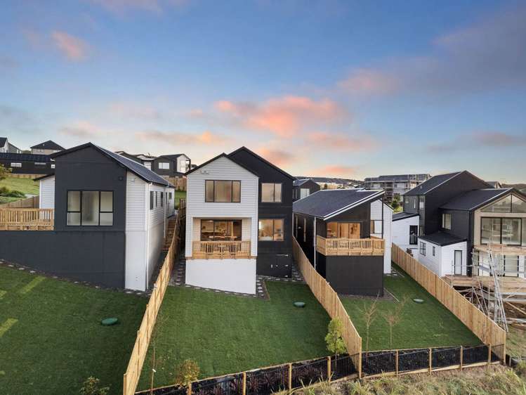 27 Aquamarine Avenue Wainui_3