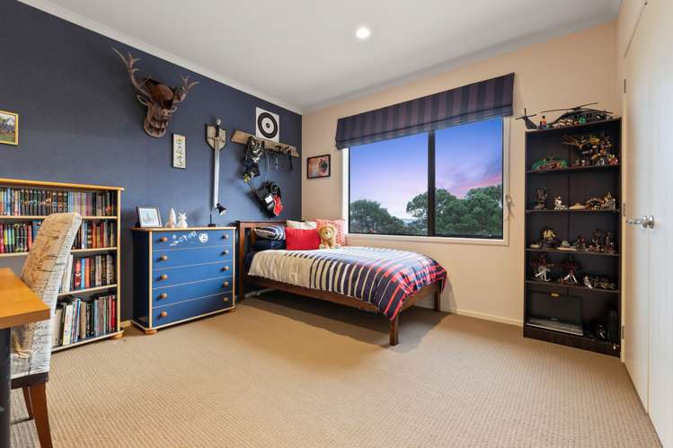 664a Ridge Road Riverhead_16