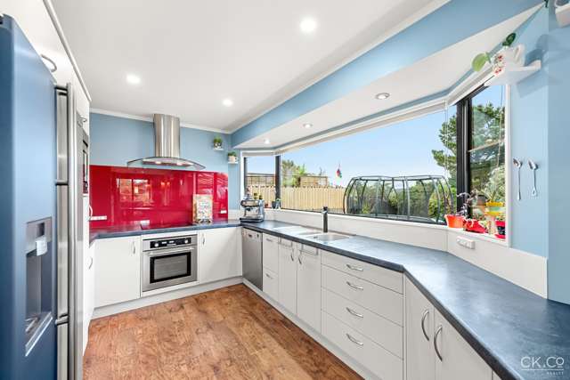 24 Mossburn Grove Kelson_1