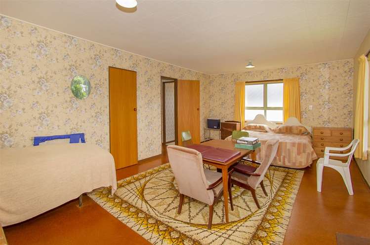 119 Oratia Place Onemana_31