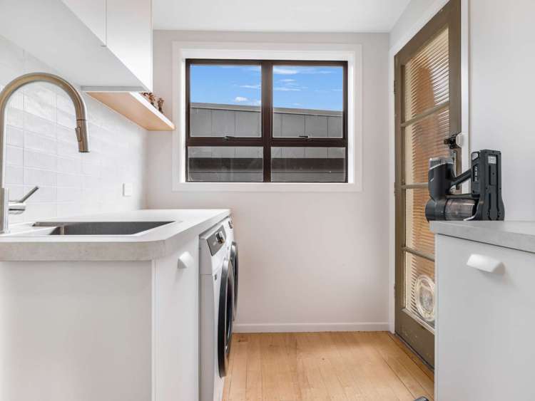 32 Sandspit Road Waiuku_9