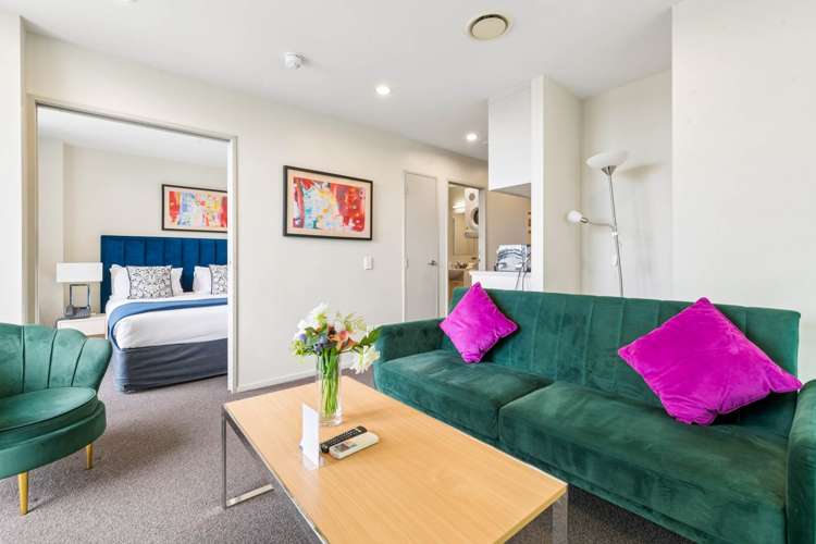 503/17 Amersham Way Manukau_4