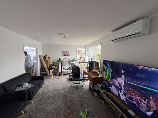  8 Appleby Place Māngere East_4