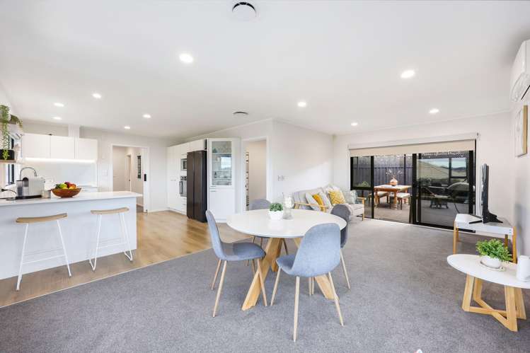 1/14 Kells Place Botany Downs_4