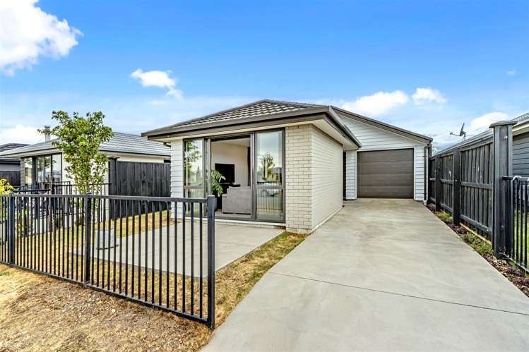 7 Royal Way Rolleston_10