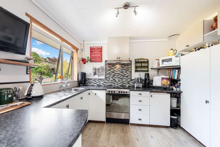 75 Arapiki Road Stoke_5