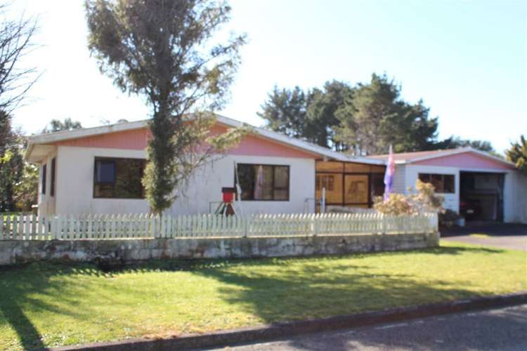 7 Cumming Street Okato_16