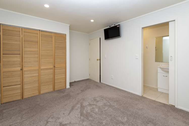 77a The Parade Bucklands Beach_32