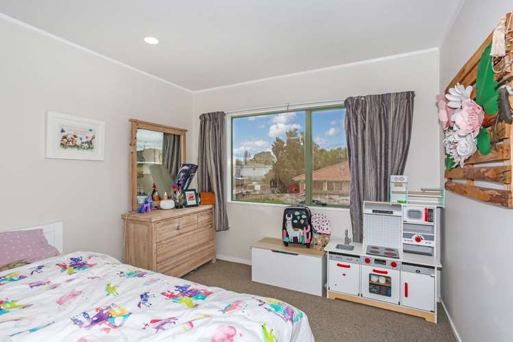11 View Road Papakura_8