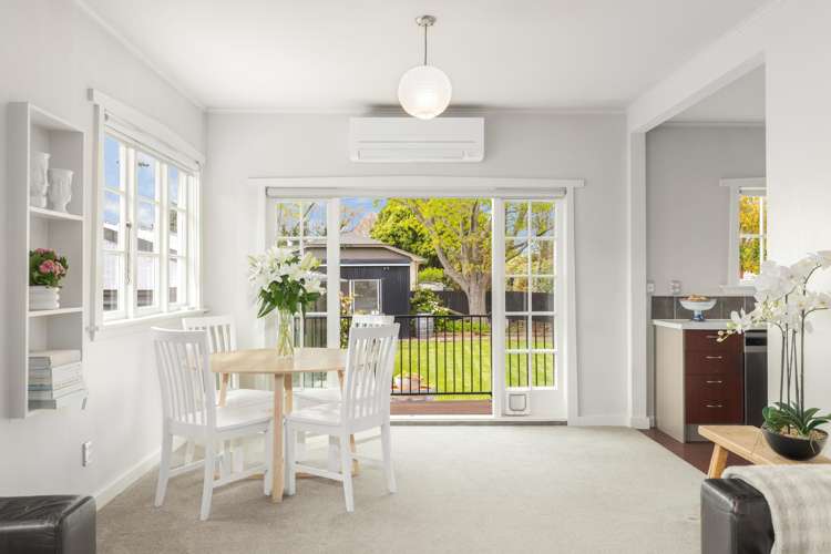 15 Aorangi Road Bryndwr_2