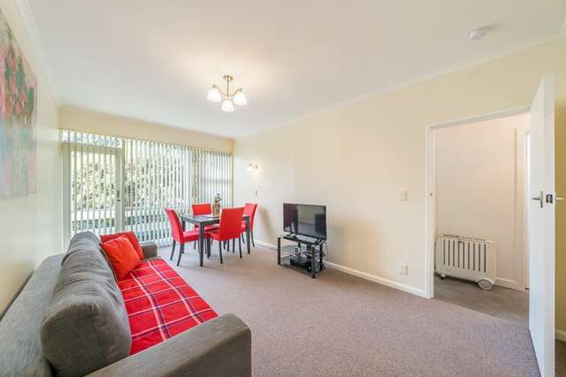 2/110 Muritai Road Eastbourne_2