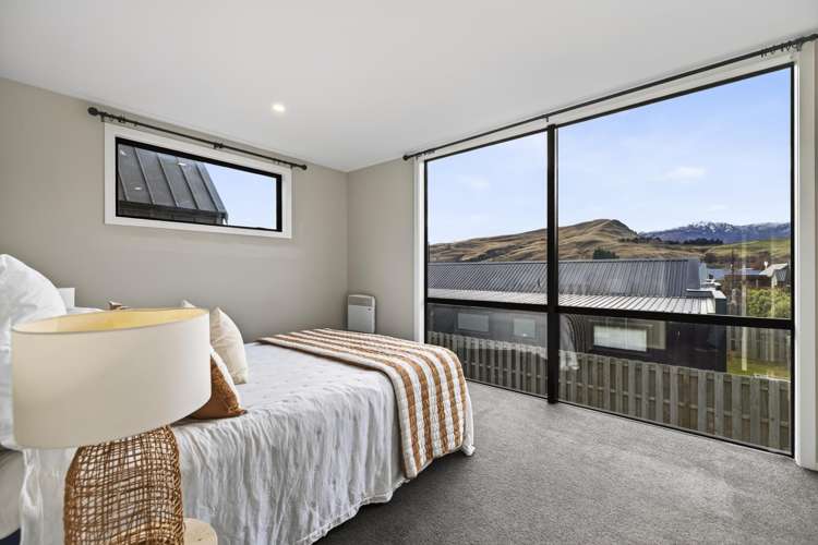 16 Lorne Street, Bridesdale Lake Hayes Estate_8