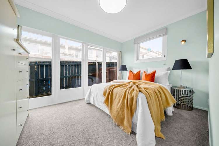 2/349 Glenfield Road Glenfield_19