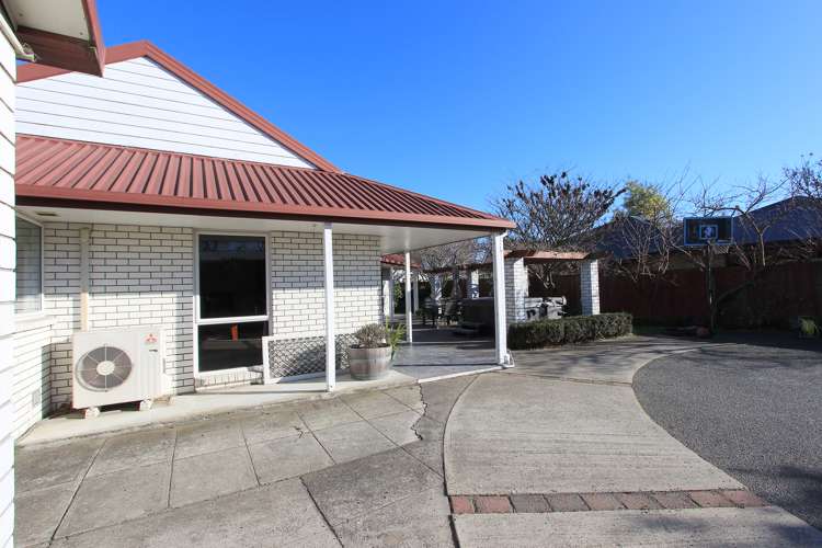38c Dillons Point Road Islington_16