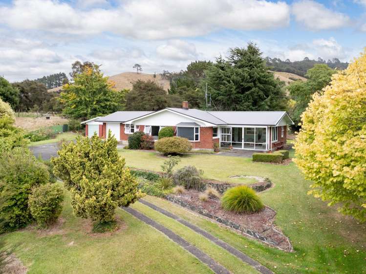 287 Quine Road_0