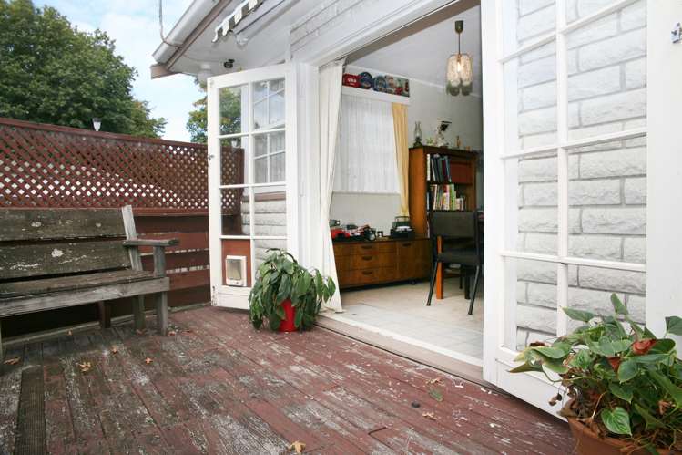 43 Redcrest Avenue Red Hill_13