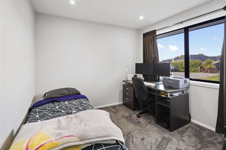 14 Quail Way Amberley_19