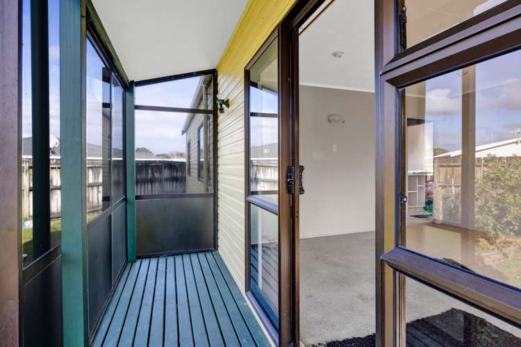 27 Tiverton Crescent Whalers Gate_24