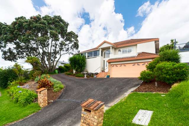 2/24 Philson Terrace Browns Bay_1