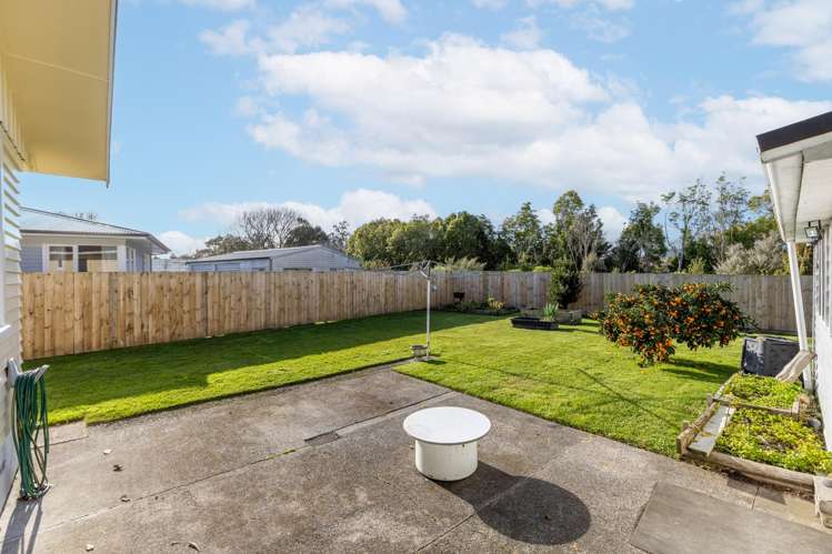 24 Frederick Drive Dinsdale_17