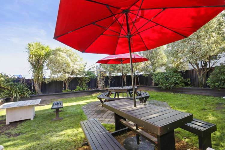 527 Sawyers Arms Road Harewood_12