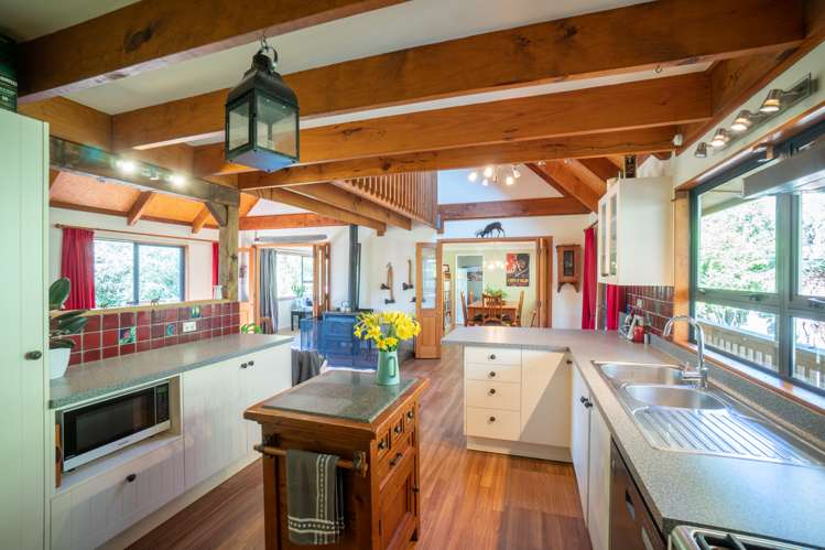 942 Finnis Road Pohangina_2