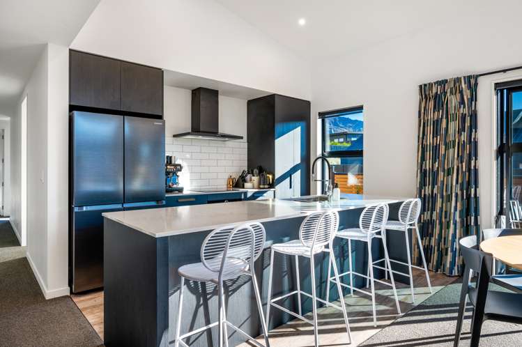 223 Aubrey Road Wanaka_4