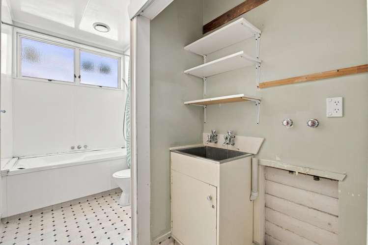 6 Palmerston Street Hamilton Central_8