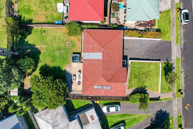 19 Warwick Place Brookfield_19