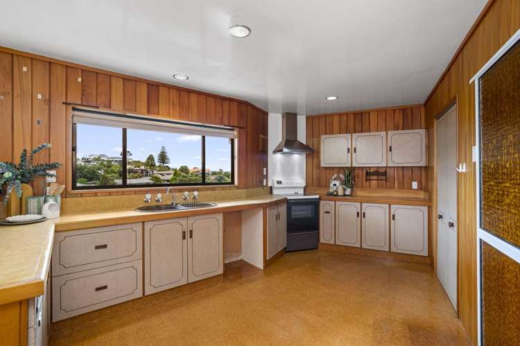 29 Omokoroa Road Omokoroa_16