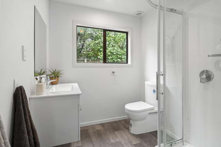2 George Street Rolleston_11