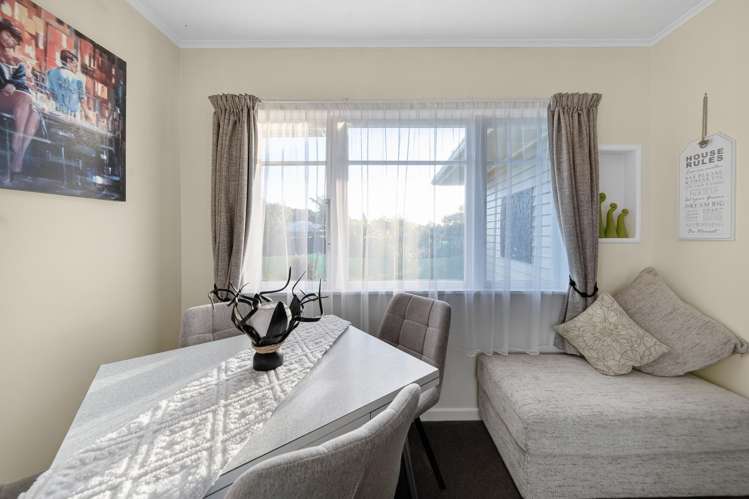 49 Patetere Street Mamaku_13