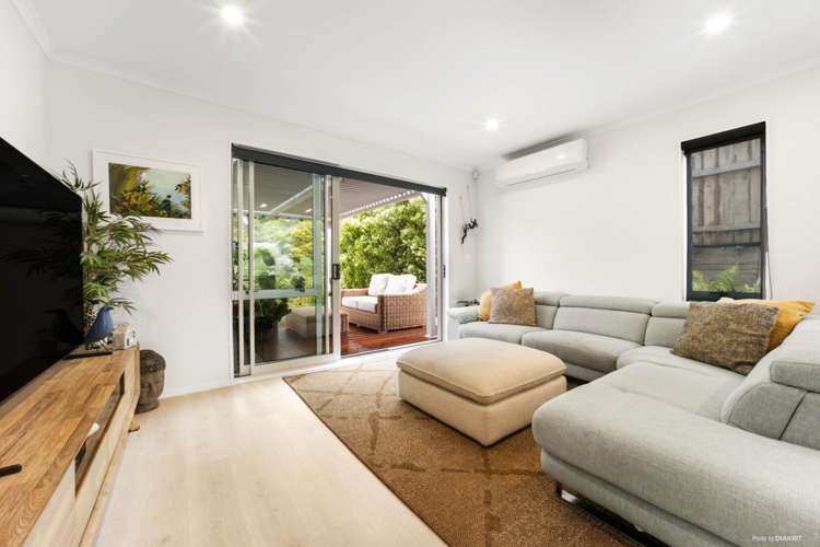 4 Orowaru Avenue Massey_3