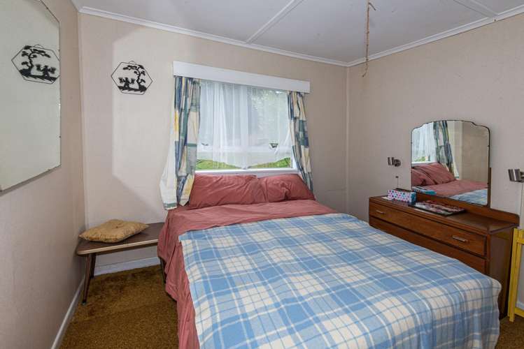 8 Hugh Barron Way Whananaki_14