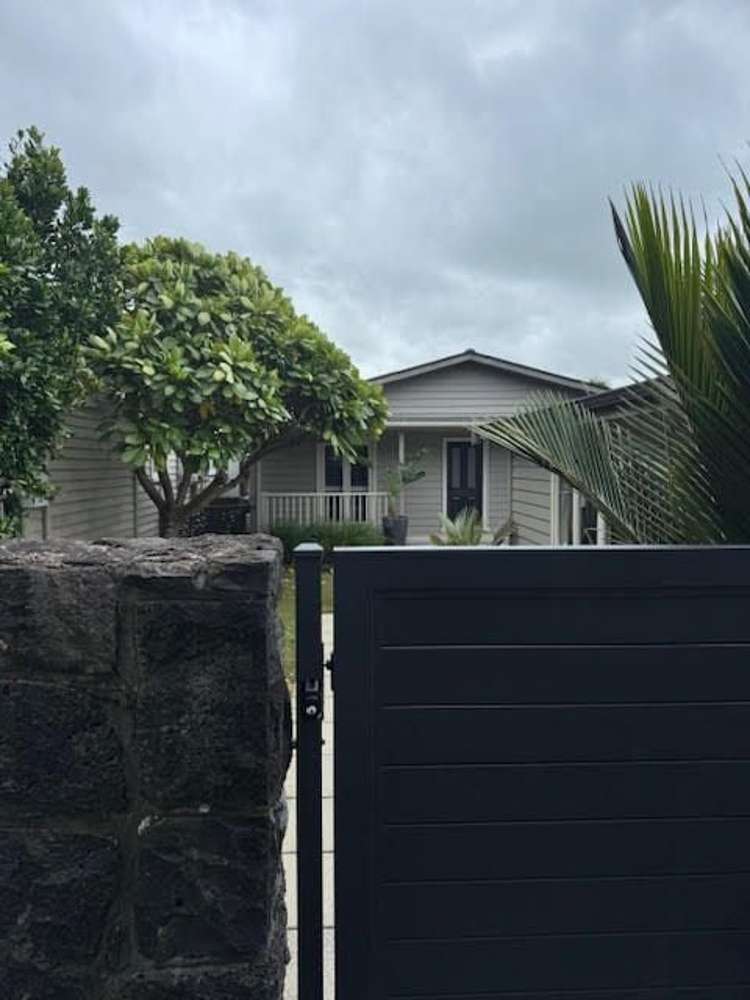 16 Te Ra Road Point Chevalier_19