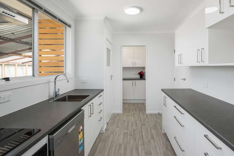 8b Buick Street Redwoodtown_2