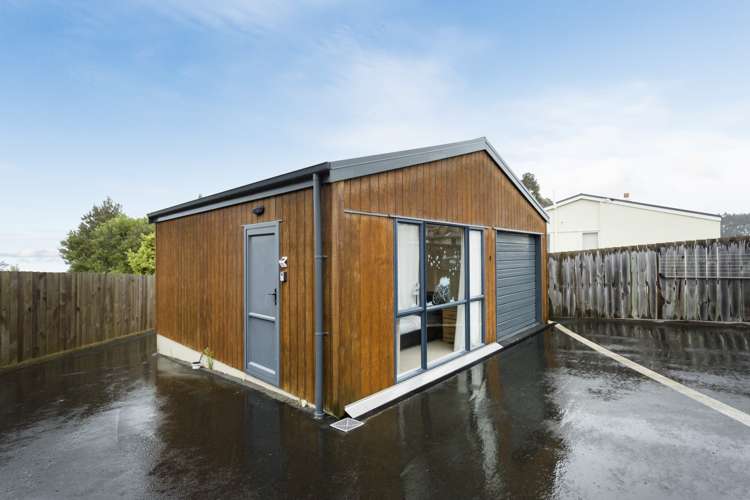 5 Saunders Street Brockville_11