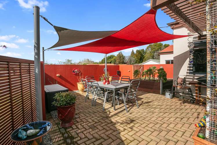 13 Edward Payton Grove Pukehangi_18