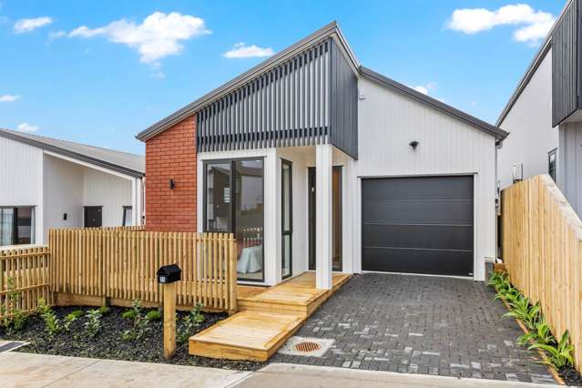 Affordable, Single Level Stunner!