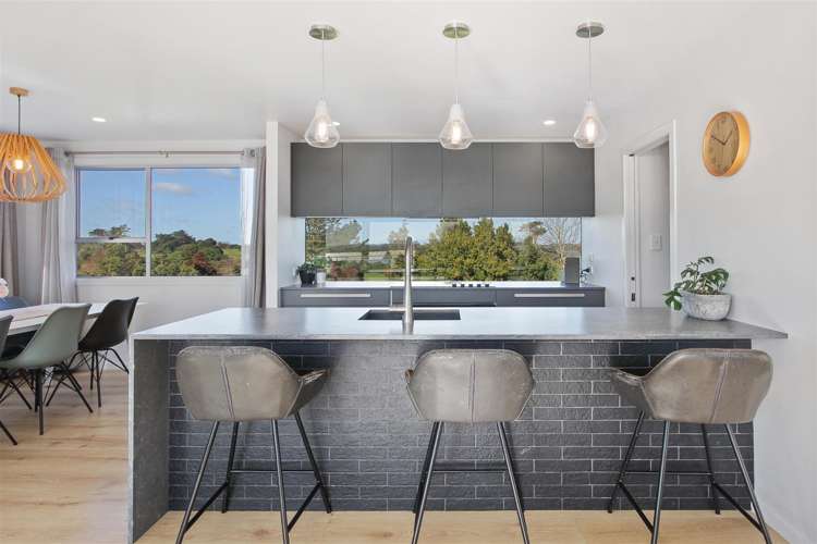 172 Torkar Road Clarks Beach_25