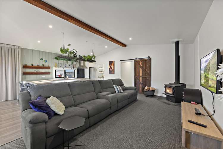 4 Bank Avenue Middlemarch_19