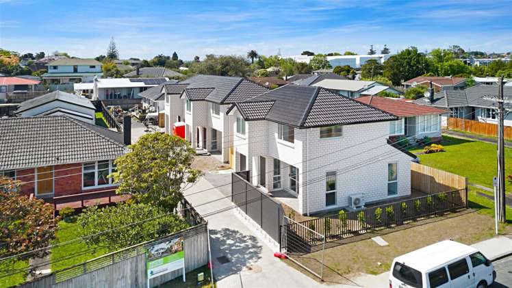 14c Kirrie Avenue Te Atatu South_18