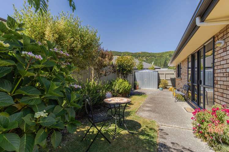 3 Dayman Way The Wood_17