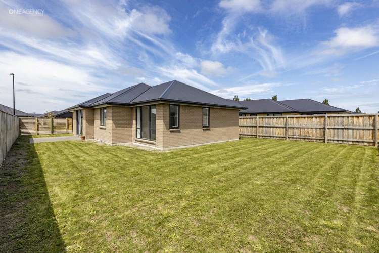 10 Curtis Street Woodend_22