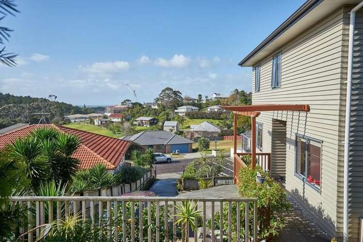 68 Roberta Crescent Orewa_5