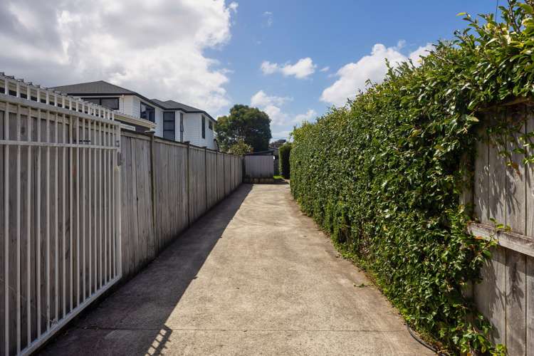 16 Hendon Avenue Mount Albert_11